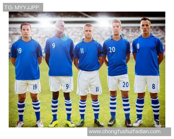 足球明星汇聚各大队伍展现激情与荣耀的赛场传奇