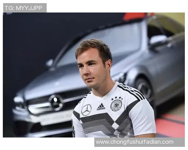 足球明星与他们心爱的宠物们的温馨故事与趣闻分享 足球明星与他们心爱的宠物们的温馨故事与趣闻分享